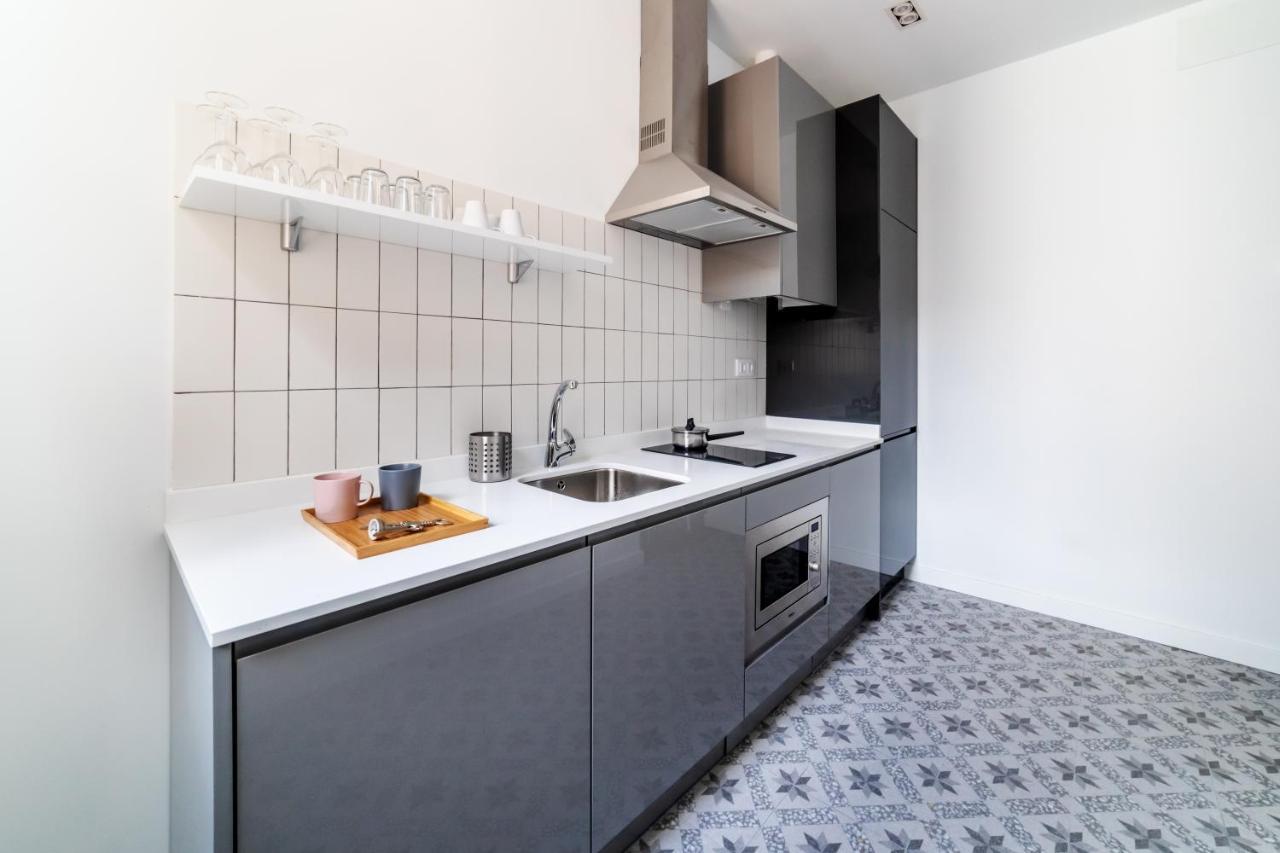Aparthotel Smartr Atocha Reina Sofia Madryt Zewnętrze zdjęcie