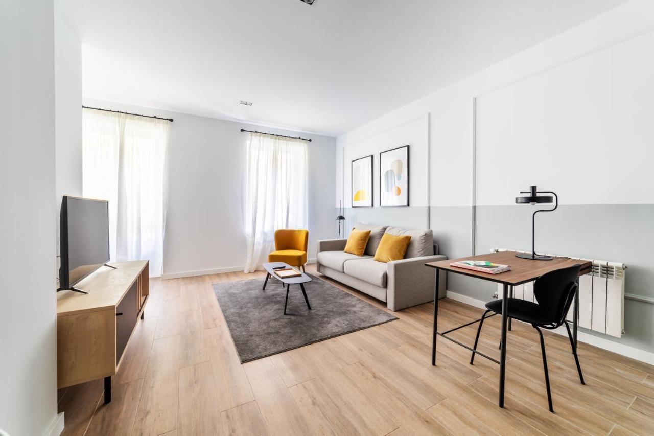 Aparthotel Smartr Atocha Reina Sofia Madryt Zewnętrze zdjęcie
