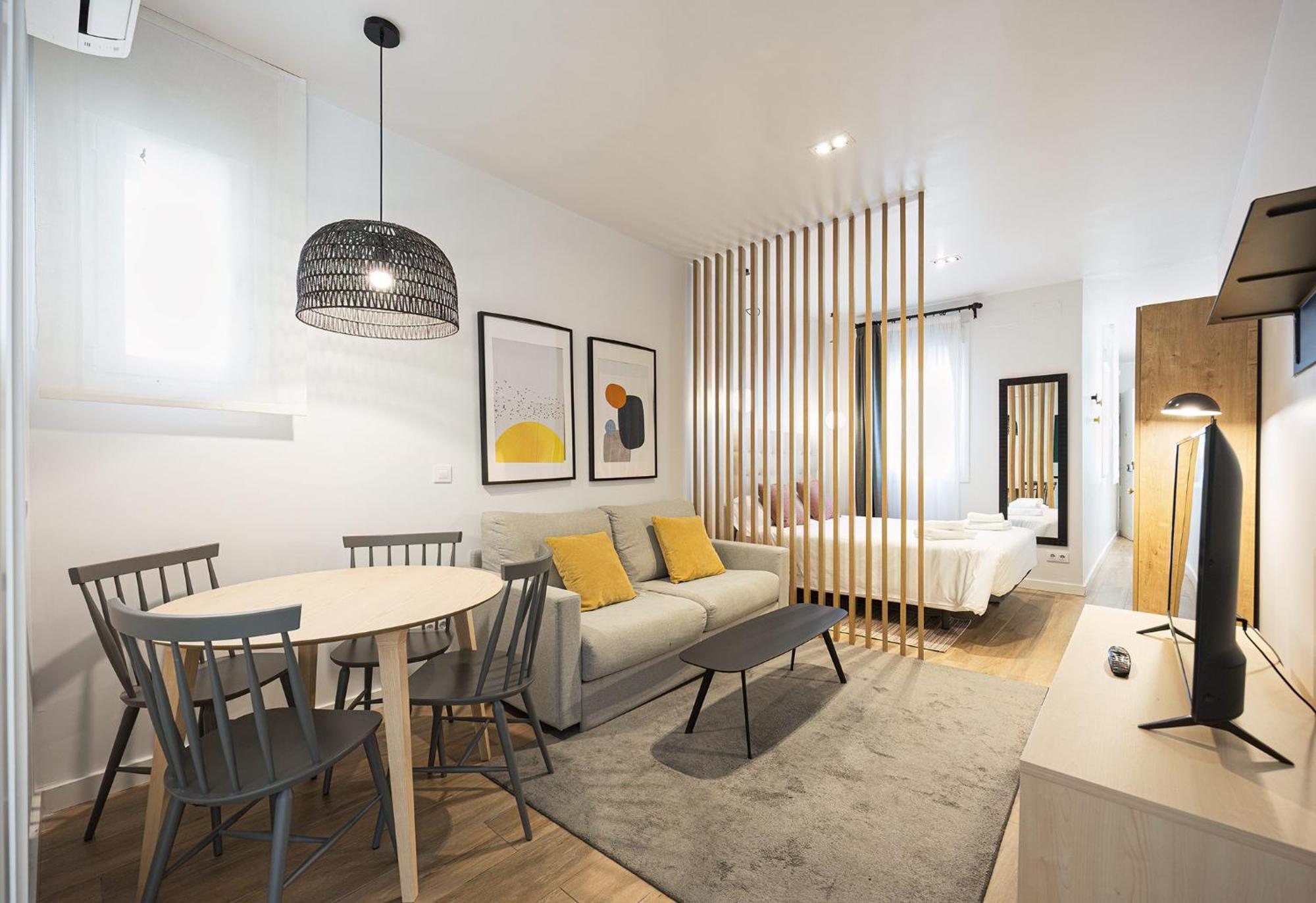 Aparthotel Smartr Atocha Reina Sofia Madryt Zewnętrze zdjęcie